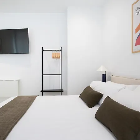 Aparthotel Urbil Puente Colgante